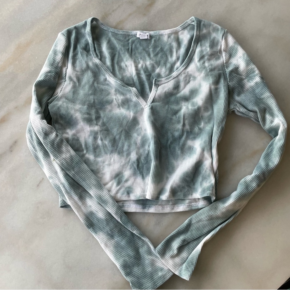 Garage Tie-Dye Ribbed Long Sleeve Crop Top - Sage Green size L